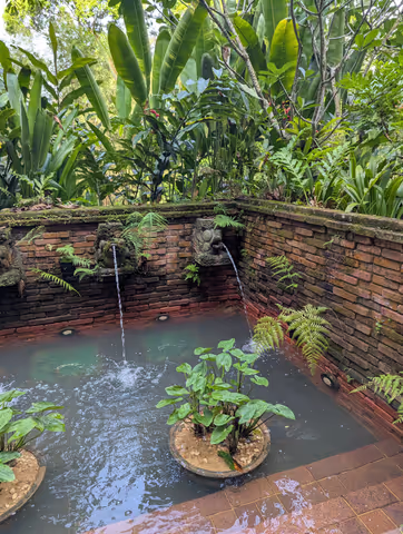 Fort Canning Park Walking Tour: An AR Treasure Hunt Experience