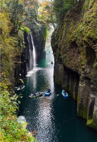 [Miyazaki] Day Tour with a Private Car -3h by Van (9 pax)