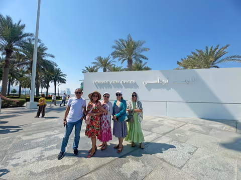 Abu Dhabi Full Day Guided City Tour with Louvre Museum & Pickup