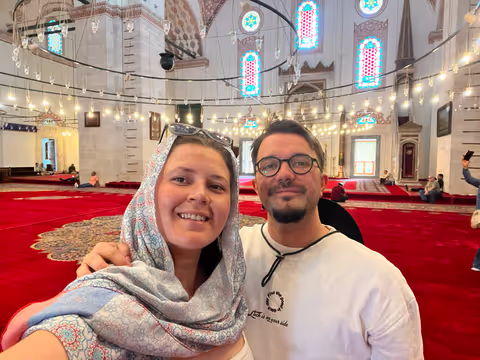 Beyond the Grand Bazaar: Süleymaniye, Hidden Hans & Istanbul's Living Traditions