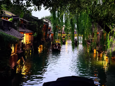 Wuzhen, Dreamy Ancient Water Town (Day Trip from Hangzhou by Private Car)