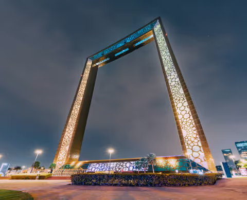 Dubai Evening Tour: Burj Khalifa & Fountain Show