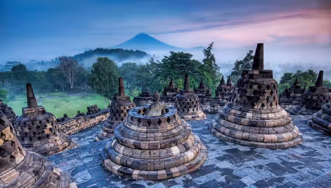 Yogyakarta Highlights by Private Jeep: Borobudur, Mount Merapi and Prambanan