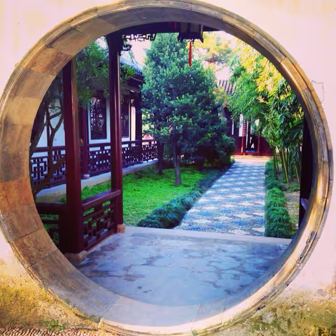 Discover Suzhou of Exquisite Gardens & Picturesque Tongli Water Town from Shanghai by private car