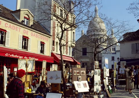 Montmartre Half Day Tour with Private Guide (Congressman of Montmartre)