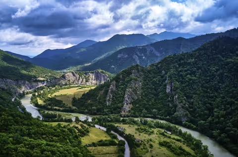 Borjomi & Bakuriani: Private Mountain & Nature Tour from Tbilisi