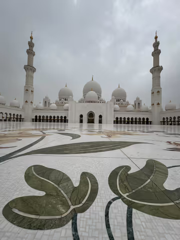 From Dubai : Cultural Abu Dhabi Tour