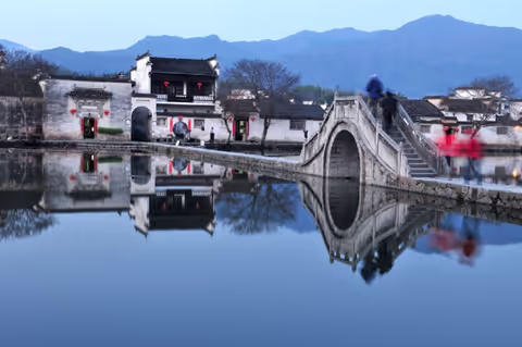 Hongcun and Chengkan: Two Pearls of Huizhou Ancient Villages