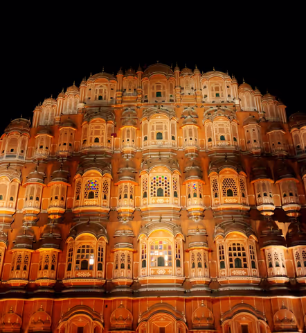 Jaipur Night Safari by Open Jeep – Forts, Palaces & City Lights