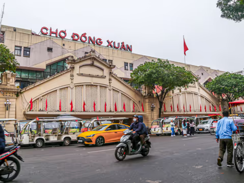 Hanoi Behind the Shopfronts: Markets, Hidden Lanes & Egg Coffee