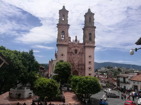 Tiered Day Tour Trip to Taxco from Acapulco