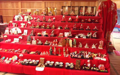 Hina Doll Festival in Aikawa  (seasonal tour in Sado   From Mar.3 to Mar.20)