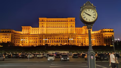 Bucharest Panoramic & Communist - Half Day City Tour