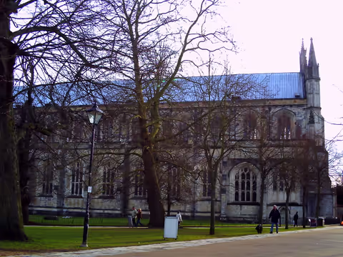 Discover Winchester with a Medieval Historian!