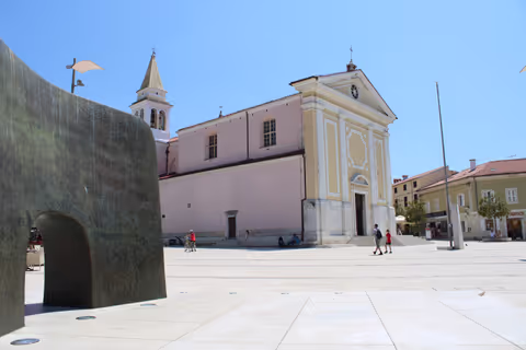 Walking Tour of Poreč