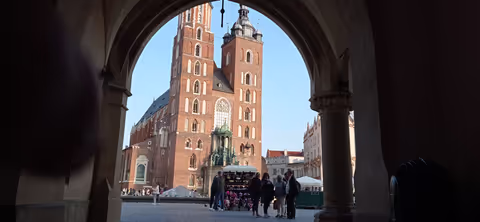 Krakow Old Town Walking Tour with Private Guide
