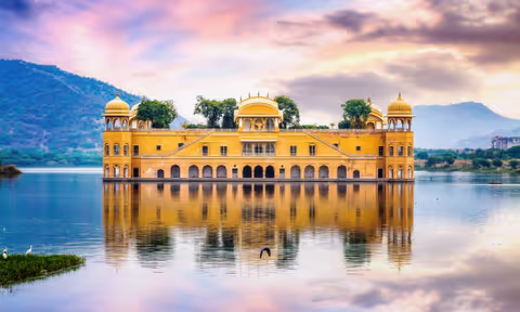 Golden triangle Delhi Agra jaipur