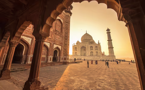Same Day Taj Mahal Tour By Car From Delhi