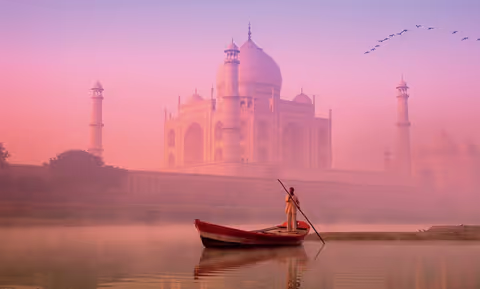 Same Day Taj Mahal Tour By Gatimaan Express Train