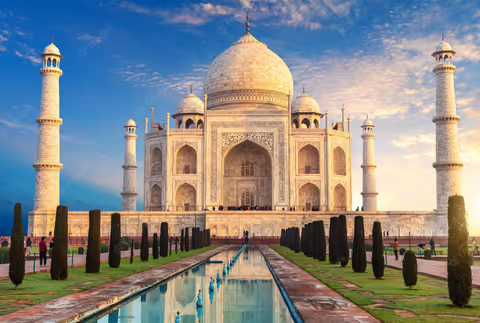 Full Day Taj Mahal and Agra Tour By Superfast Train