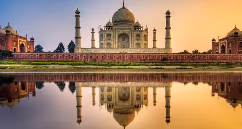 Agra Overnight City Tour