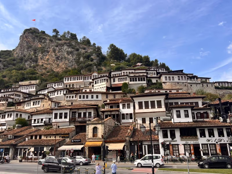 Berat Private Tour - Mangalem 