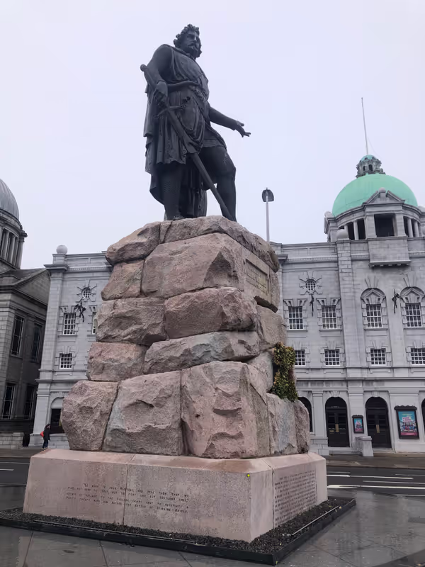 Aberdeen City Private Tour - 