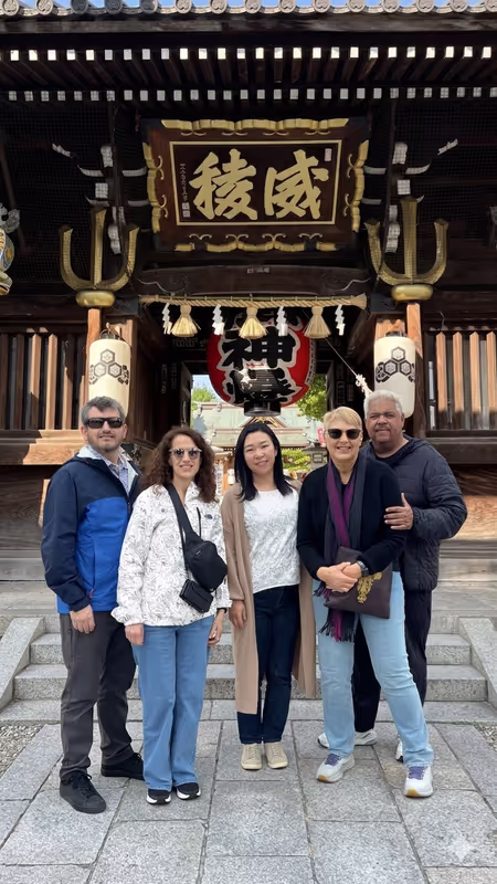 Fukuoka Private Tour - Kushida Shrine, loved by the locals