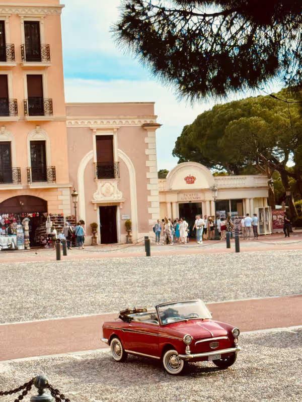 Monaco Private Tour - Ferraris or vintage legends?
