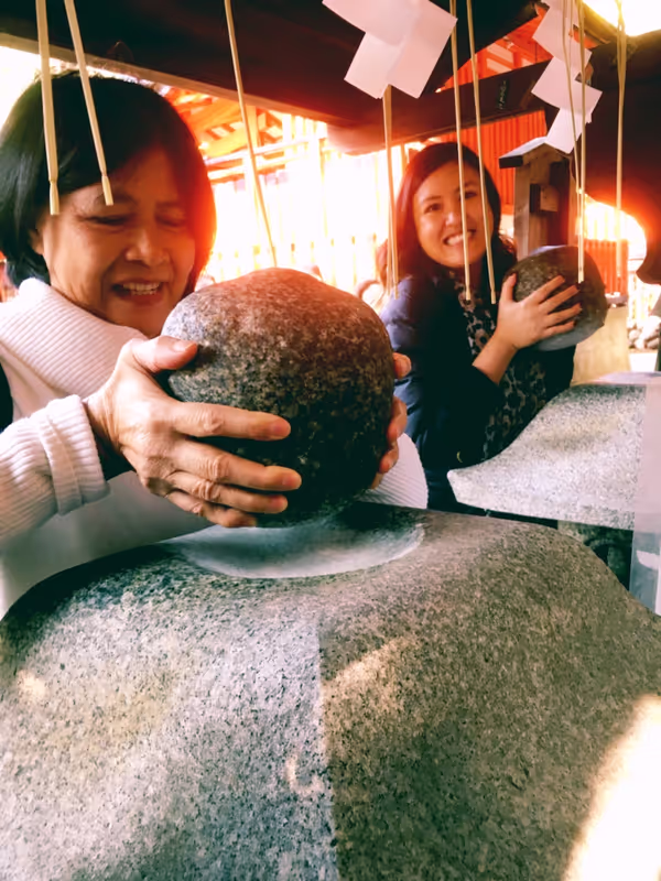 Osaka Private Tour - How heavy is your wish!? 
