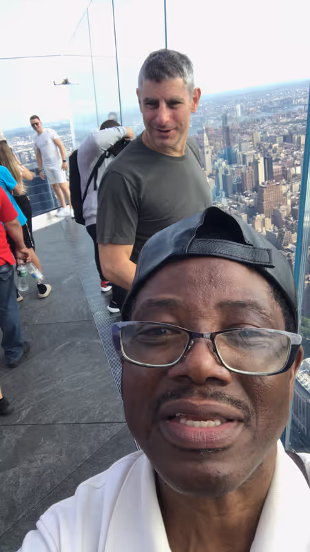 New York Private Tour - at the top of The Edge