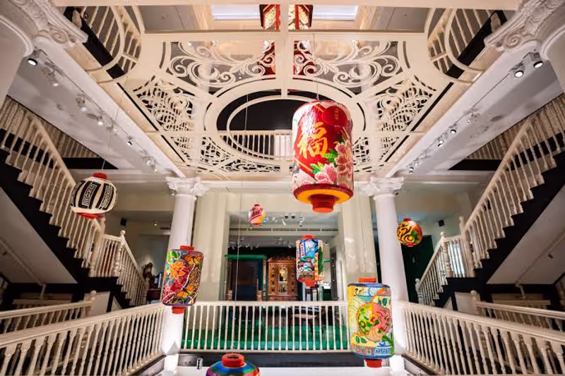 Singapore Private Tour - Peranakan Museum Singapore