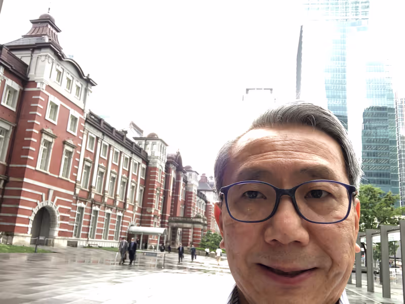 Tokyo Private Tour - Tokyo station is the gateway to Otemachi and the Imperial Palace. 