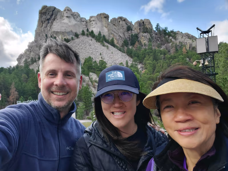 Rapid City Private Tour - Wonderful Guest at Mount Rushmore