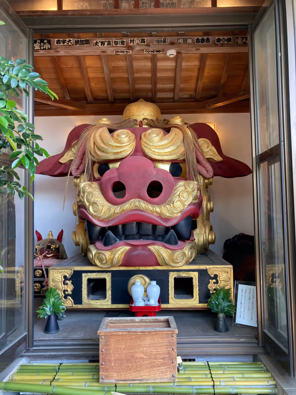 Chiba Private Tour - Lion head at Namiyoke shrine