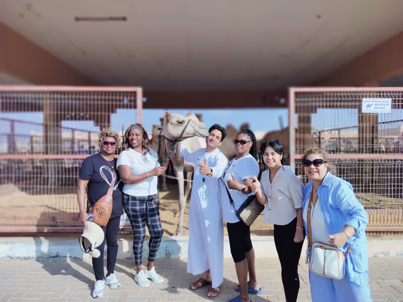 Dubai Private Tour - Camel Market, Al Ain