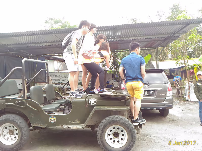 Yogyakarta Private Tour - Lava Tour by jeep 4x4