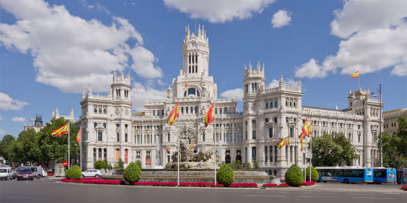 Madrid Private Tour - Plaza de Cibeles.