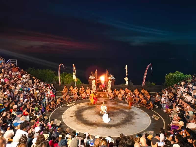 Bali Private Tour - Kecak Dance at Uluwatu temple