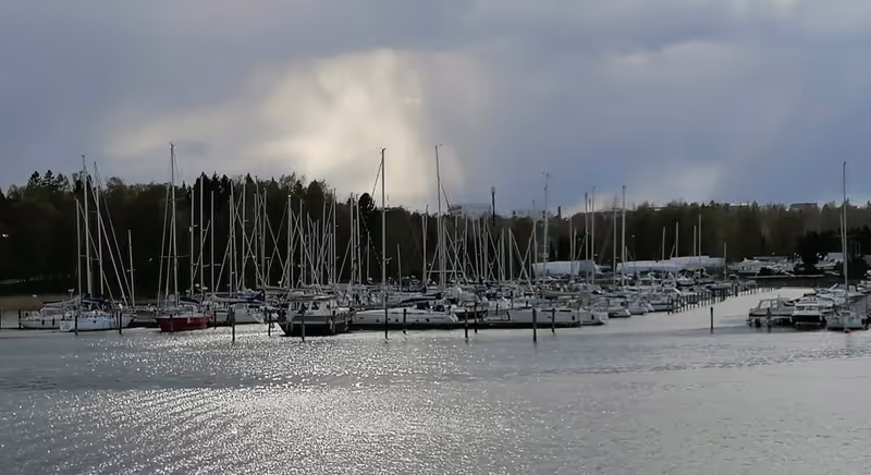 Helsinki Private Tour - Helsinki and the sea