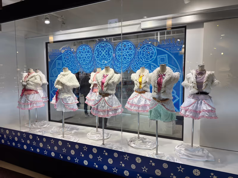 Chiba Private Tour - Holy site: the outfits for the song "Snow Halation" worn on stage by the legendary school idol group μ's from the anime "Love Live"