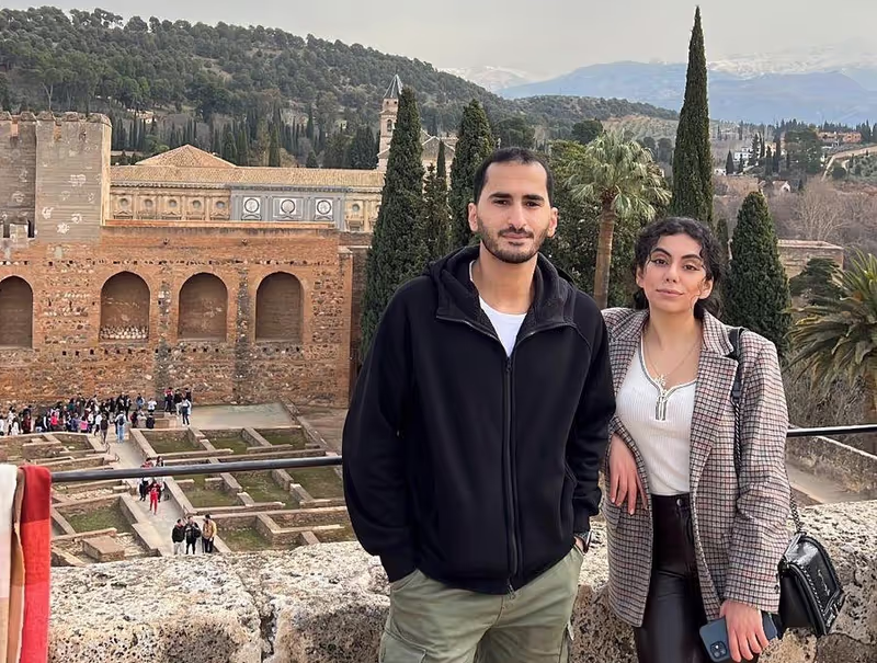 Madrid Private Tour - Enjoying the beauty of Alhambra in the southern Spain with my amazing guest from Saudi Arabia!