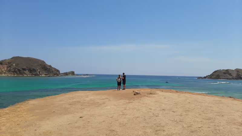 Lombok Private Tour - tanjung aan beach lombok