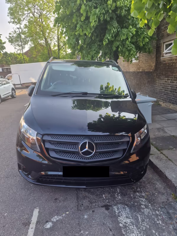 London Private Tour - Executve MPV (6 Pax, 6 Check In, 6 Cabin Luggage)