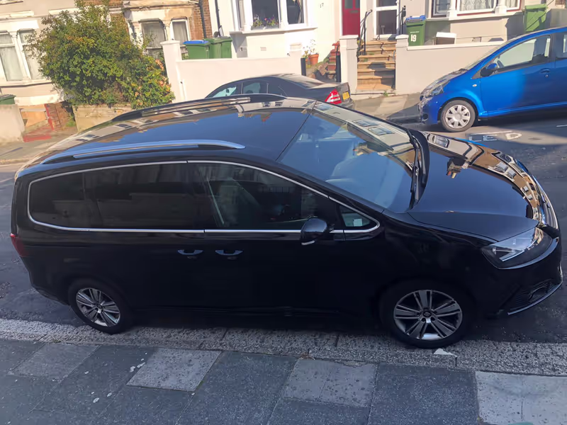 London Private Tour - Standard MPV (5 Pax, 3 Check In, 3 Cabin Luggage)