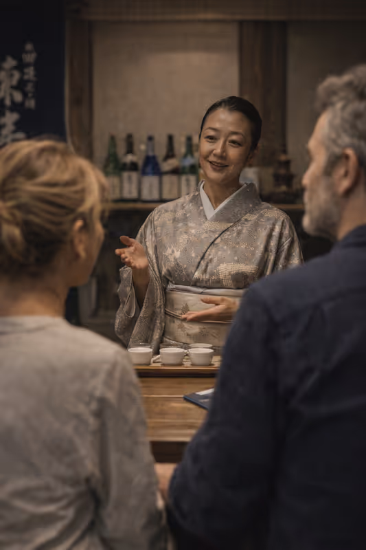 Tokyo Private Tour - Sharing the beauty of Japanese sake