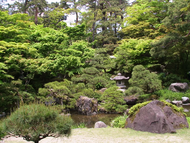 Niigata Private Tour - The garden in the Saito Villa