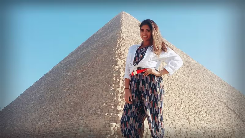 Cairo Private Tour - let me take your new profile photo!