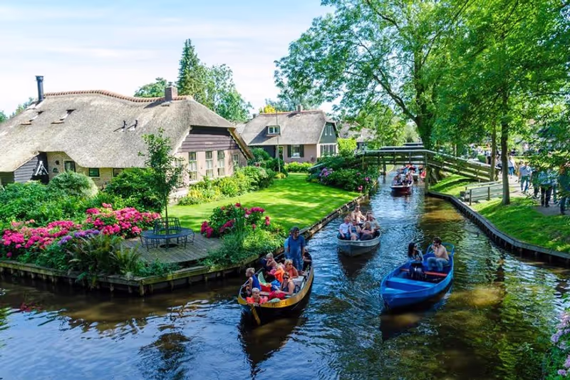 North Holland Private Tour - Giethoorn