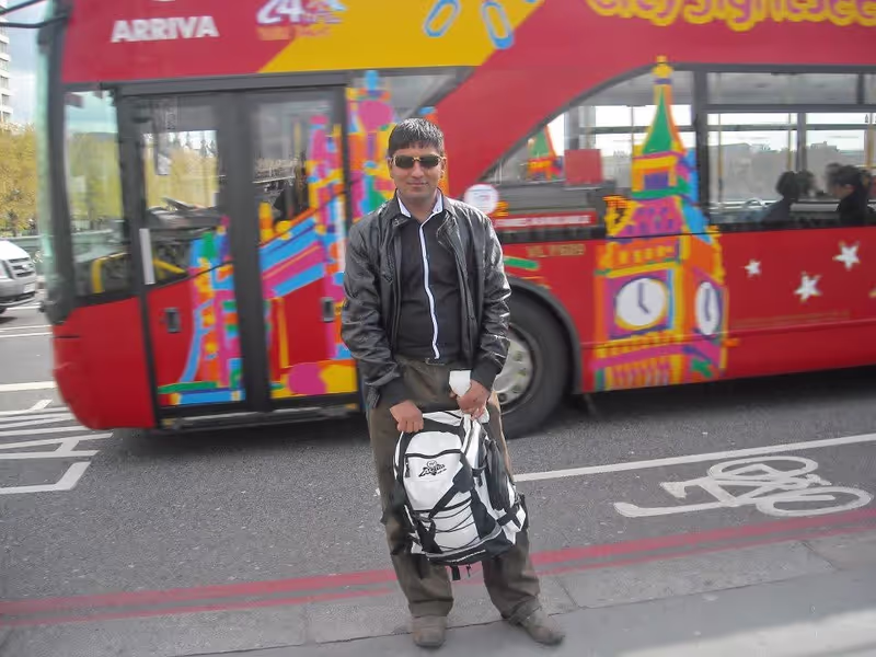 Abu Dhabi Private Tour - London 